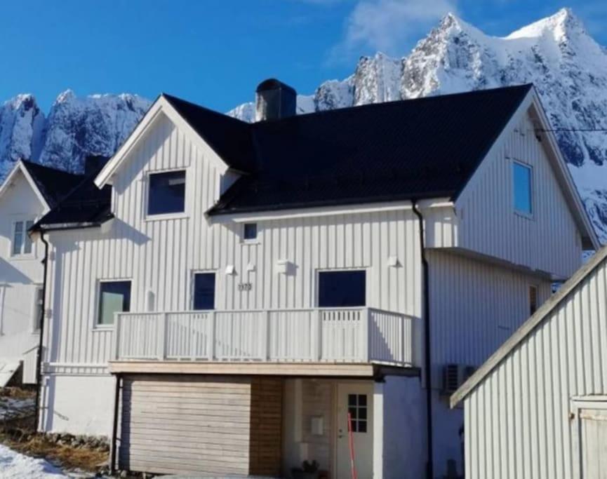 Norwegian House Maria Stua Apartment Mefjordvær Exterior photo